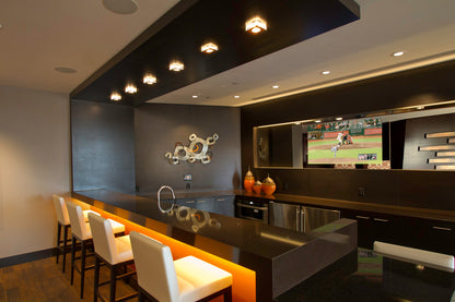 TV Mirror Wall